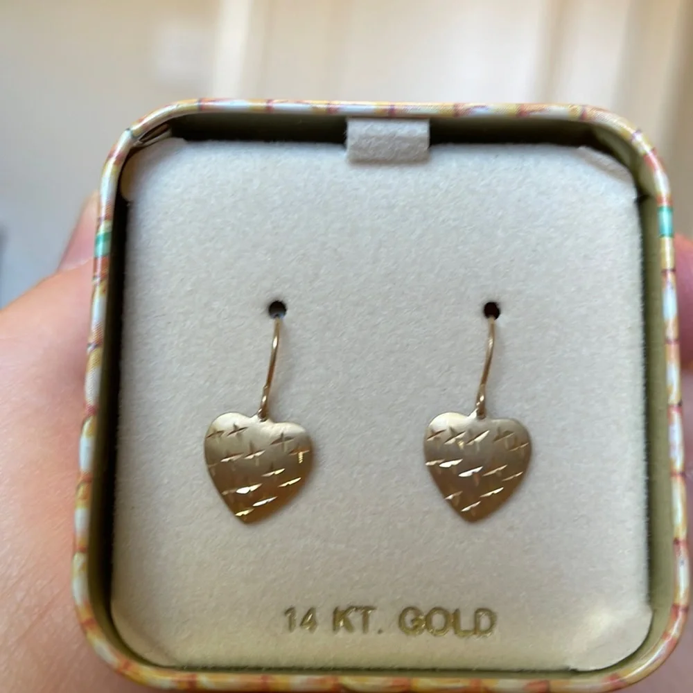 14 KT gold heart drop earrings - Picture 1 of 3